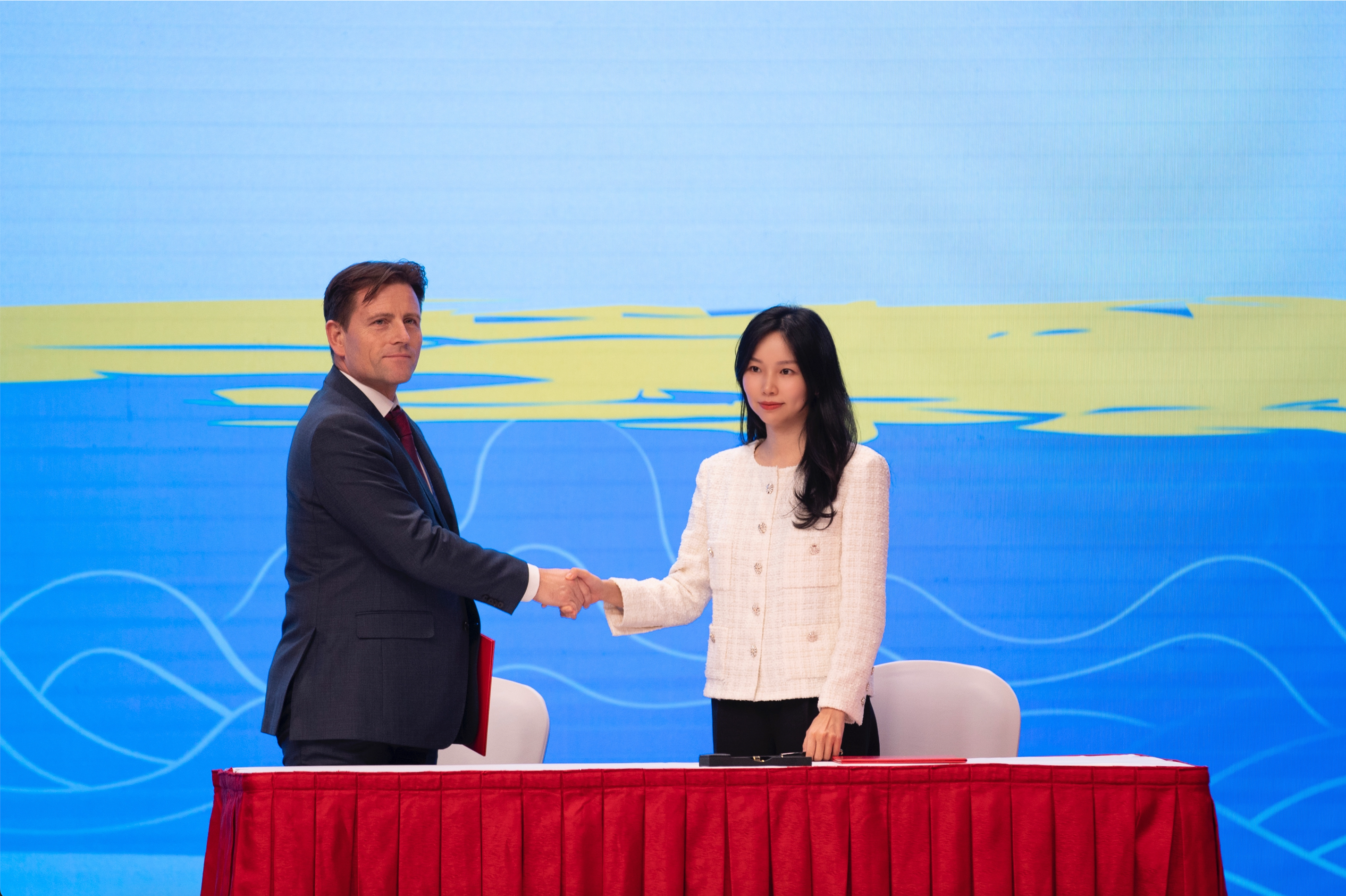 л�����ϯ��һ��һ����ҵ�Ҵ�Ტǩ����¼ �й�������ҩ���Ӵ�Ͷ������չ��һ��һ���г�